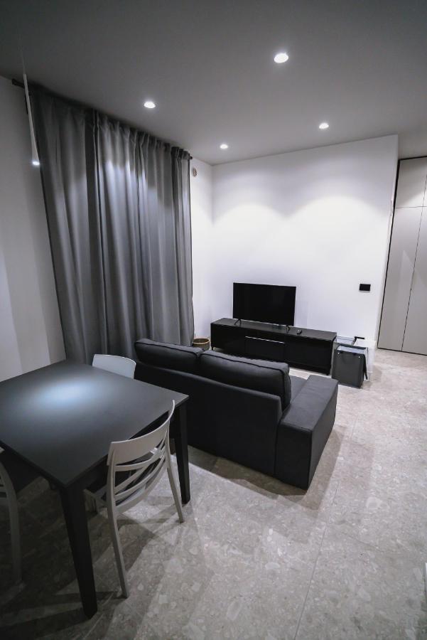 סלרנו De Luca 6 Apartments מראה חיצוני תמונה