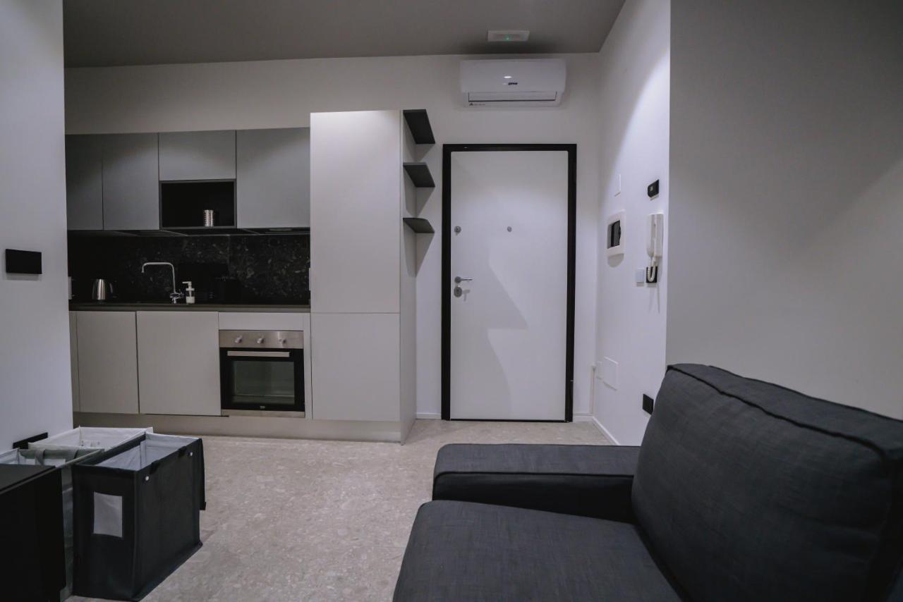 סלרנו De Luca 6 Apartments מראה חיצוני תמונה